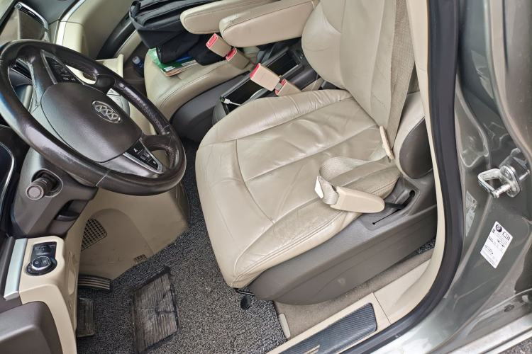 Used Buick GL8 2013 2.4L LT Luxury Business Executive Edition