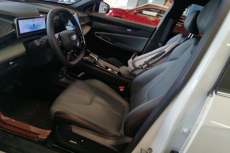 Used Geely Auto Emgrand X7 Sport 2024 1.5TD Smart Connect+