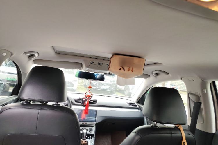 Used Volkswagen Magotan 2015 1.8TSI Advanced Model Headliner