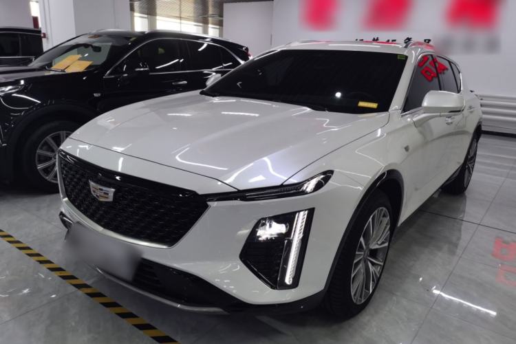 Used Cadillac GT4 2023 25T Luxury Model