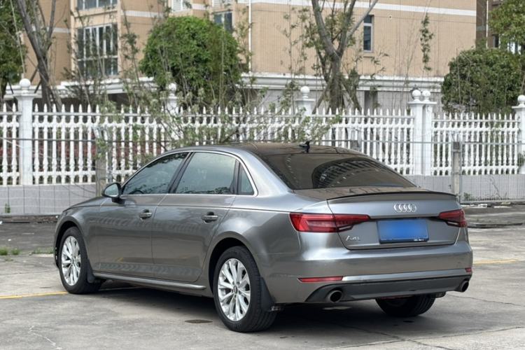 Used Audi A4L 2017 Plus 40 TFSI Ambition Model Exterior 2