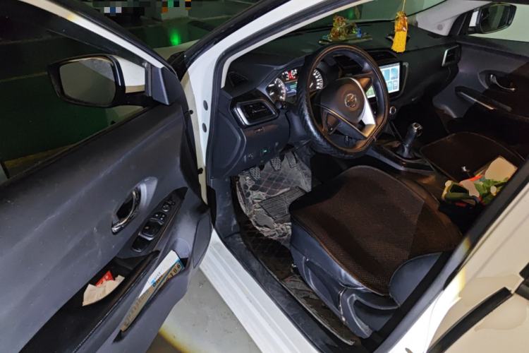 Used Nissan Lannia 2018 1.6L Manual Fashion Trendy Sound Edition Driver Seat