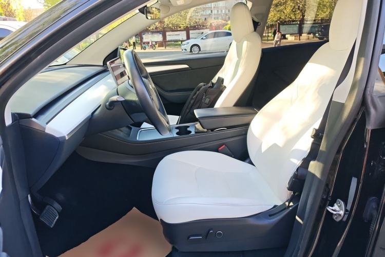 Used Tesla Model Y 2022 Rear-Wheel-Drive Version