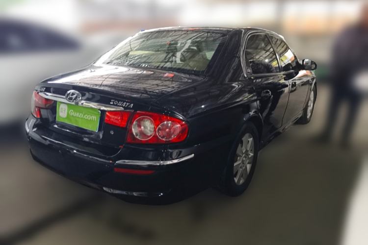 Used Hyundai MoInca 2009 1.8L Manual Luxury Edition GL Rear Right 45 Deg