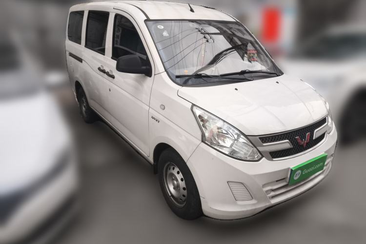 Used Wuling Rongguang V 2018 1.5L Practical Version Front Right 45 Deg