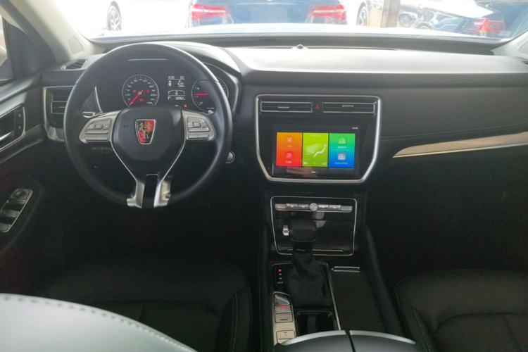 Used Roewe RX8 2019 30T Two-Wheel Drive Supreme Flagship Edition