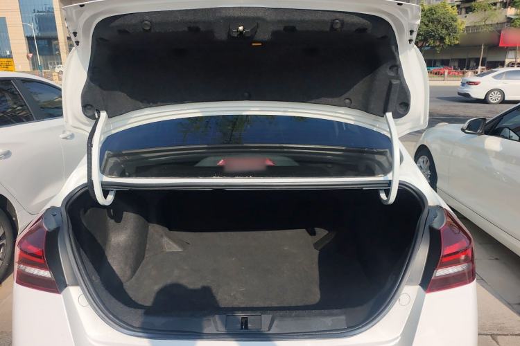 Used Geely Auto Emgrand 2021 UP 1.5L Manual Luxury Model