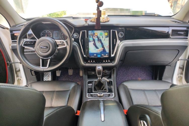 Used Zotye T700 2017 1.8T Manual Luxury Model
