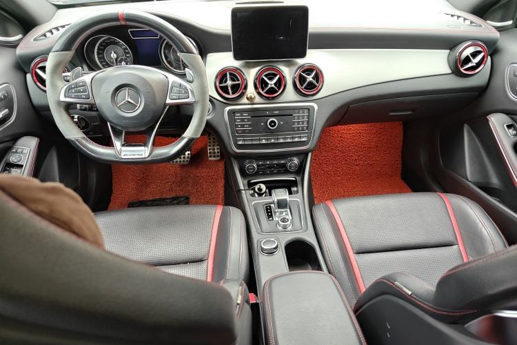 Used Mercedes-Benz GLA AMG 2016 AMG GLA 45 4MATIC Center Console