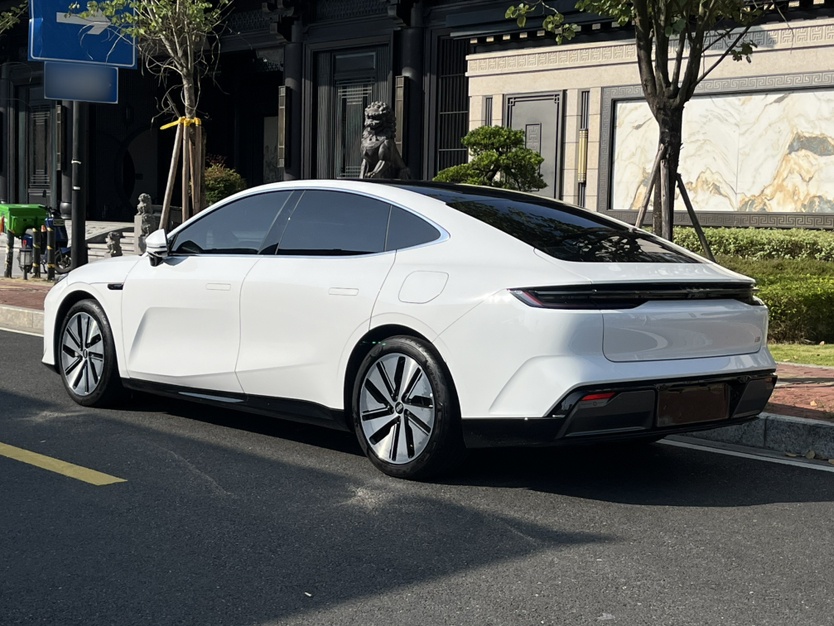 Geely Galaxy E8 2024 665 km Range Rear-Drive Starship Long-Range Version — снимка 5