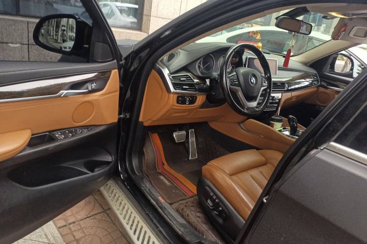 Used BMW X6 2017 xDrive28i Driver Seat