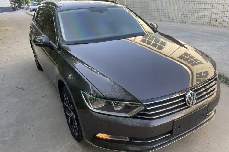 Used Volkswagen Variant 2018 380TSI Two-Wheel Drive Comfort Edition