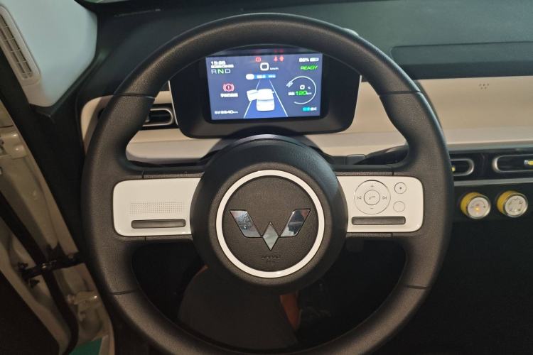 Used Wuling Hongguang MINIEV 2024 3rd Generation 215km Youth Edition