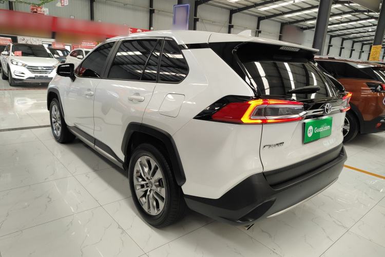 Used Toyota Wildlander 2021 2.0L CVT Two-Wheel Drive Luxury Edition
