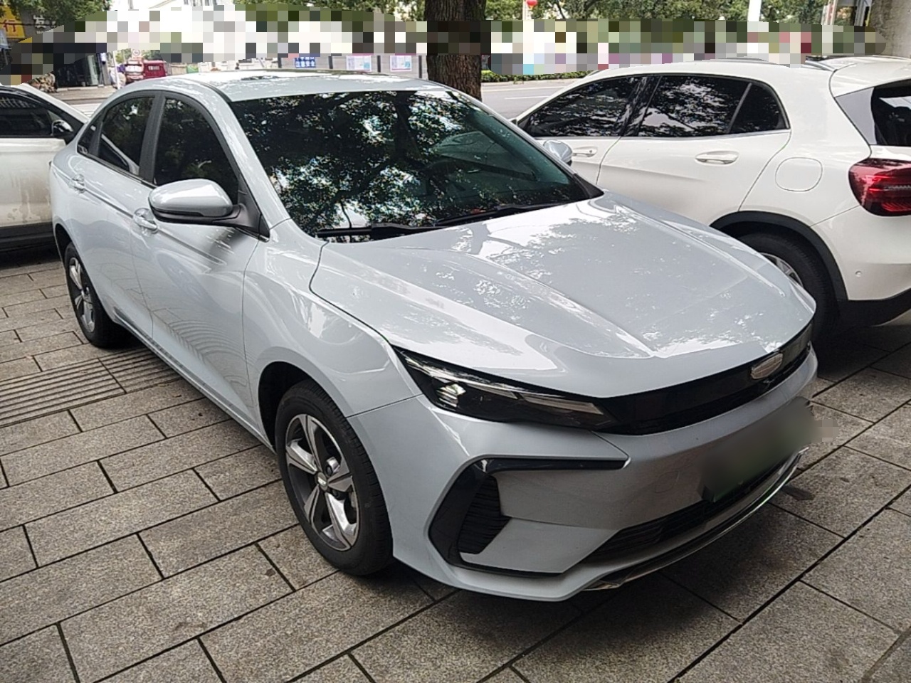 Geely Auto Emgrand L HiP 2022 1.5TD-DHT Pro 100KM Super Clean — снимка 3