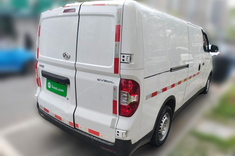 Used SAIC MAXUS EV30 2023 Pure-Electric Smart Logistics Expert with Long Wheelbase—Equipped with CATL Power Battery