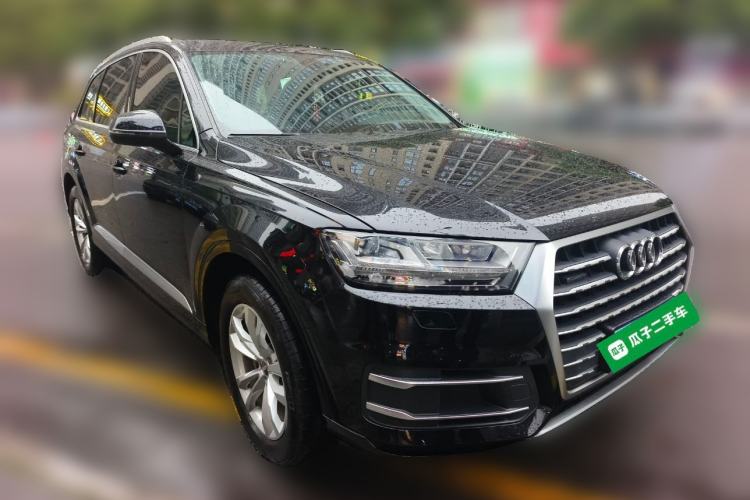 Used Audi Q7 2019 45 TFSI Comfort Model