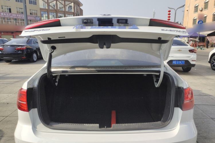 Used Volkswagen Sagitar 2017 230TSI Automatic Comfort Version