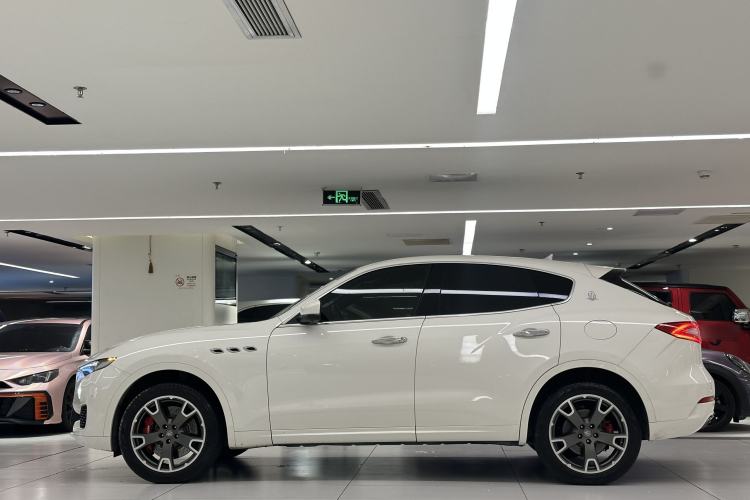 Used Maserati Levante 2016 3.0T Standard Edition Exterior 3