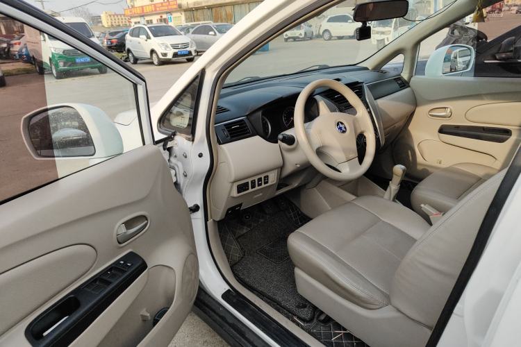 Used Venucia D50 2015 1.6L Manual Fashion Edition