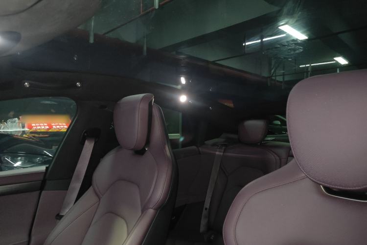 Used Xiaomi Auto SU7 2024 Four-Wheel Drive Ultra-Long Range Advanced Intelligent Driving Max Edition Headliner