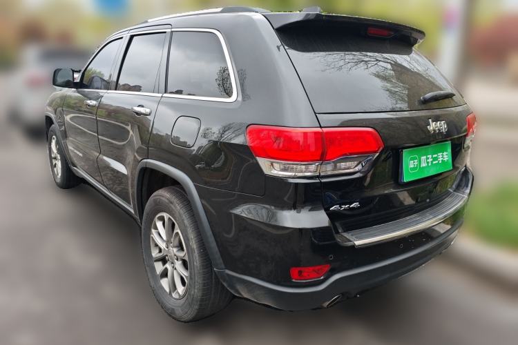 Used Jeep Grand Cherokee 2015 3.0L Comfort Navigation Edition Rear Left 45 Deg