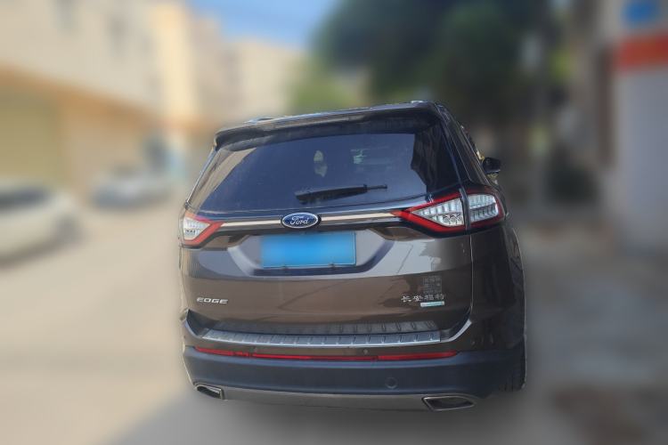 Used Ford Edge 2016 EcoBoost 245 Two-Wheel-Drive Titanium 7-Seater
