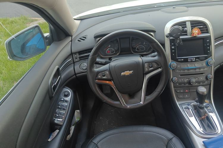 Used Chevrolet Malibu 2013 2.4L Automatic Flagship Edition
