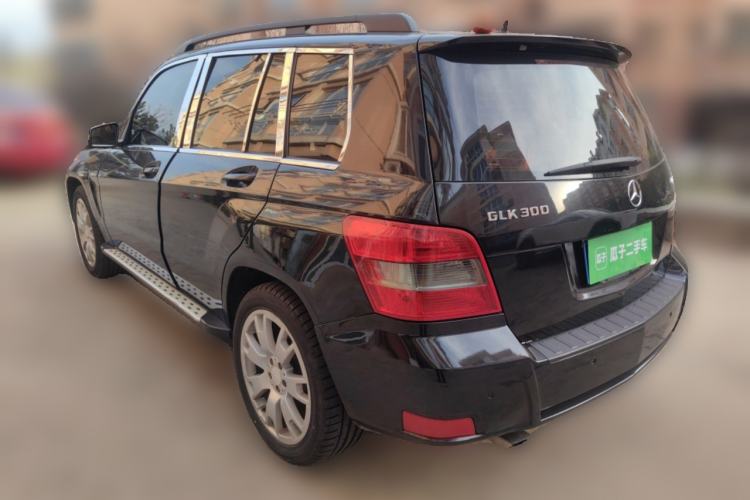 Used Mercedes-Benz GLK-Class 2011 GLK 300 4MATIC Dynamic Model Rear Left 45 Deg