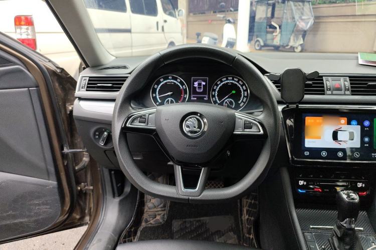 Used Skoda Superb 2019 Facelifted TSI280 DSG Comfort Edition