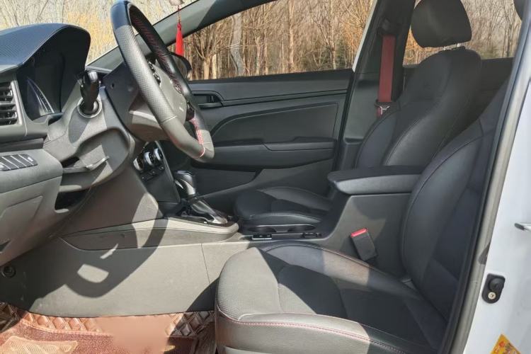 Used Hyundai Elantra (6th Generation / Lingdong) 2019 1.4T Dual-Clutch Xuan Dong · Dynamic Model