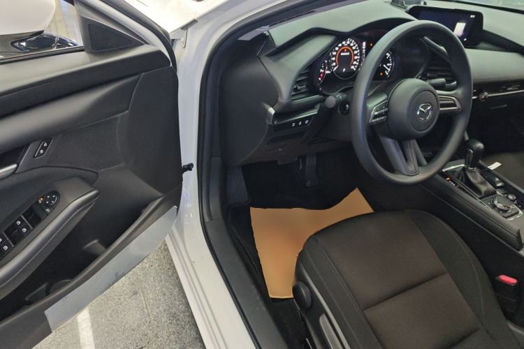 Used Mazda 3 Axela 2021 2.0L Automatic Zhiqing Edition