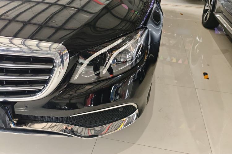 Used Mercedes-Benz E-Class 2020 E 260 L
