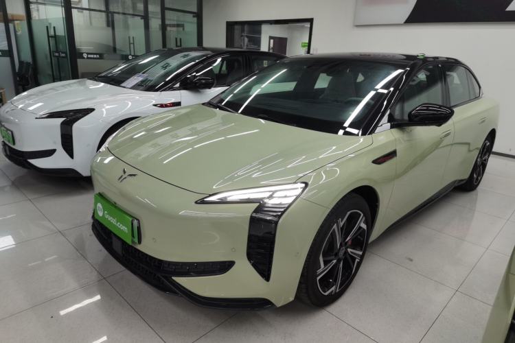 Used Hongqi EH7 2024 640 Pro+ All-Wheel Drive