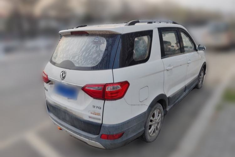 Used Dongfeng Fengon 370 2016 1.5L Manual Standard Model II 7 Seats Rear Right 45 Deg