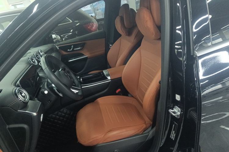 Used Mercedes-Benz GLC 2023 GLC 260 L 4MATIC Luxury Model 5 Seats