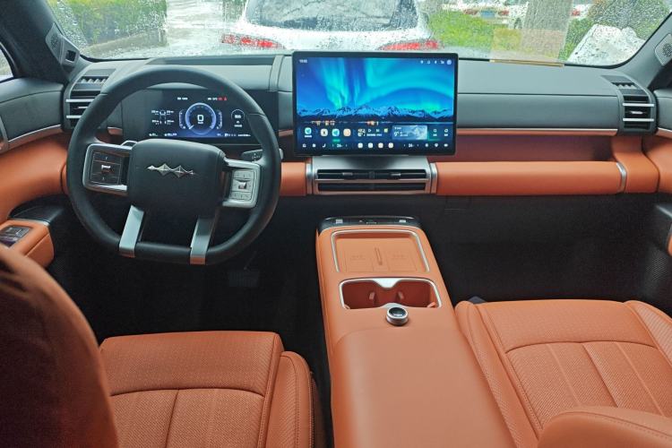 Used Formula Leopard Tai 7 2025 Model 200 km Two-Wheel Drive Max Edition
