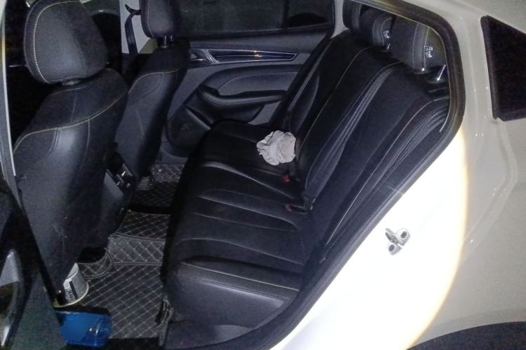 Used Roewe i5 2021 1.5L CVT Diamond Edition