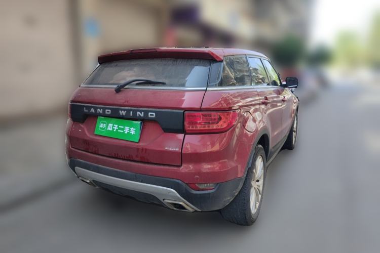 Used Land X7 2015 2.0T Panoramic Prestige Edition Rear Right 45 Deg