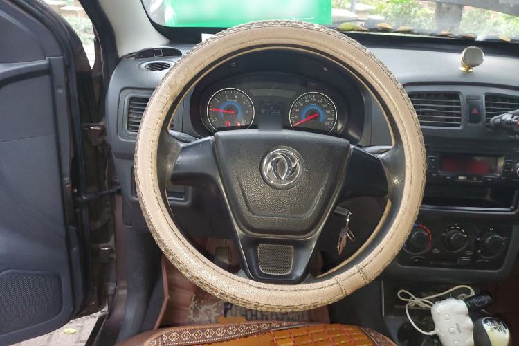 Used Dongfeng Fengon 330 2014 1.5L Manual Utility Version DK15