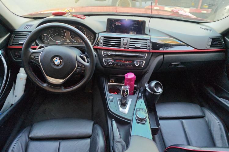 Used BMW 3 Series 2014 320i Sport Design Package
