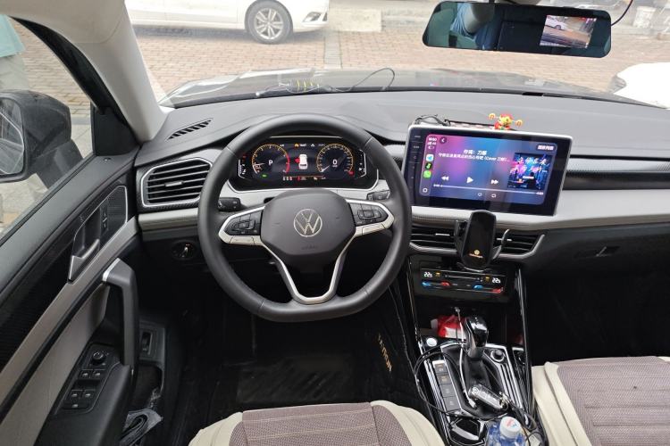 Used Volkswagen Tayron 2023 280TSI Two-Wheel-Drive Luxury Plus Advanced Version
