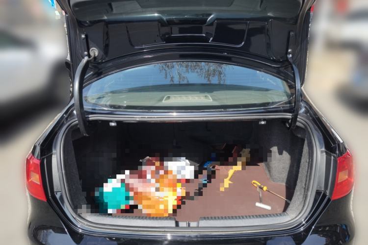 Used Volkswagen Sagitar 2012 1.4TSI Automatic Luxury Edition Trunk