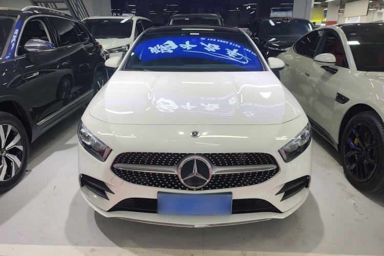 Used Mercedes-Benz A-Class 2022 Second Facelift A 200 L Sport Sedan Fashion Version
