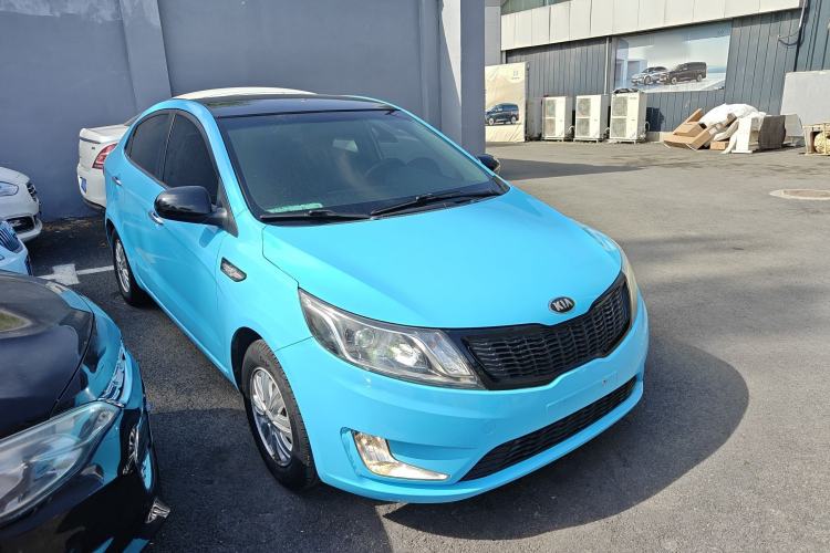 Used Kia K2 2012 Sedan 1.4L MT GLS Commemorative Edition
