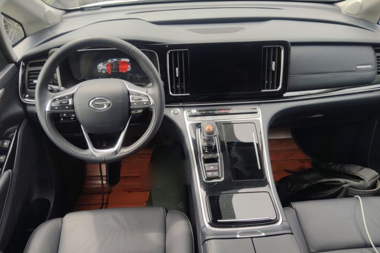 Used GAC Trumpchi M8 2021 Lingxiu Series 390T Deluxe Edition Center Console