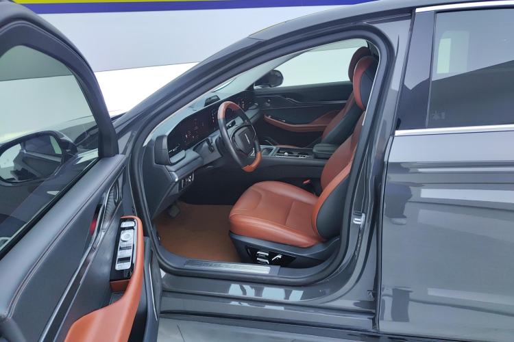 Used Lincoln Z 2022 Facelift iEnjoy Luxury Edition
