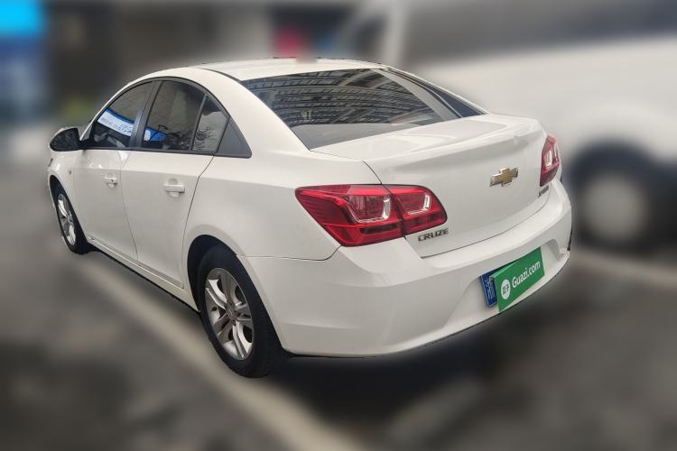 Used Chevrolet Cruze 2015 1.5L Classic SE MT
