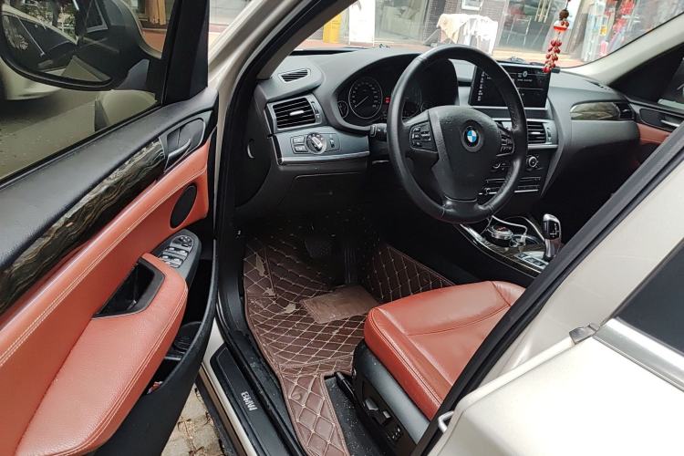 Used BMW X3 2013 Facelifted xDrive20i Luxury Edition Driver Seat