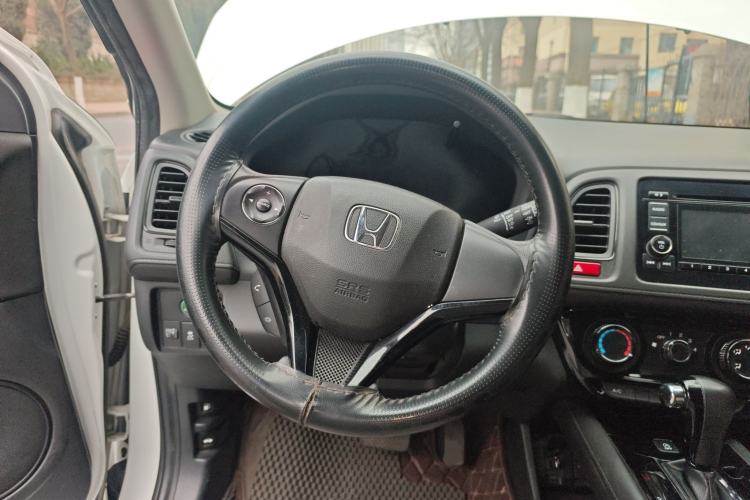 Used Honda Vezel 2015 1.8L CVT 2WD Elite Model